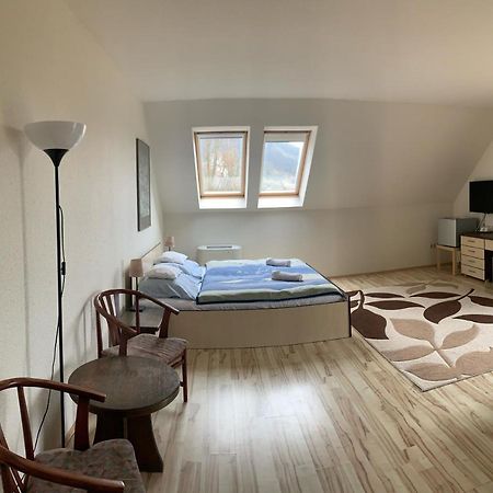 Tündérszikla Panzió Pilisjaszfalu Exterior foto